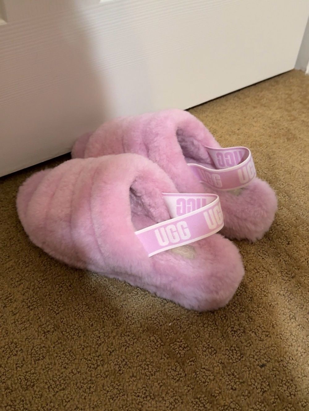 UGG Fluff Yeah Slide Slippers Pink | Never Worn -8.5W